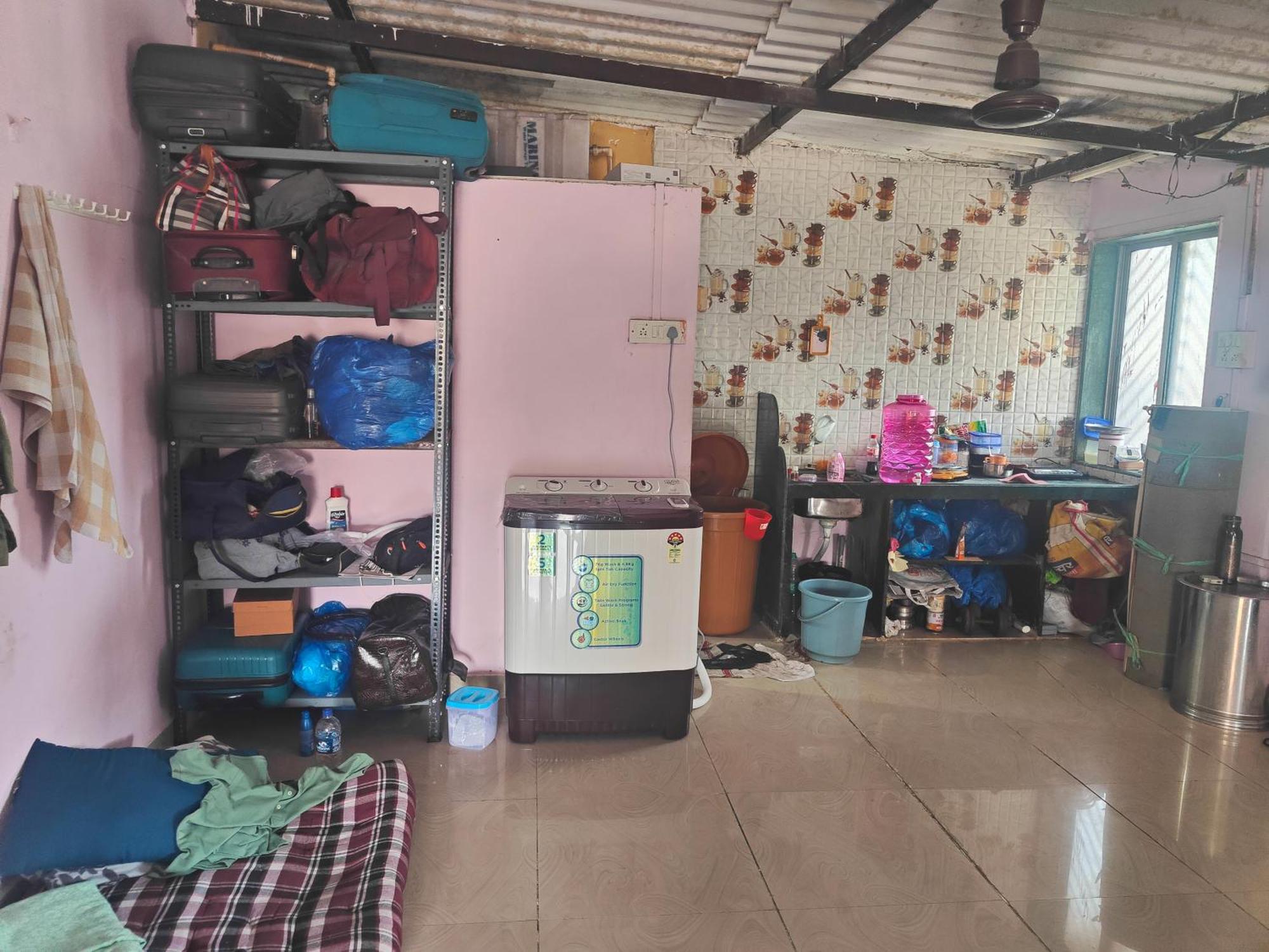 Miraj Khan Dormitory Pg - Mumbai, Mumbai